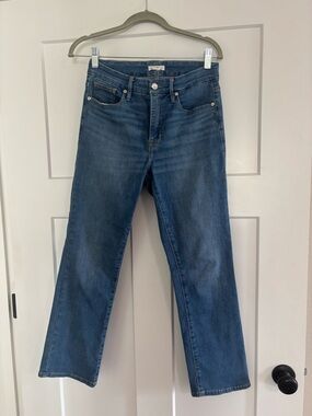 Good American Women's Straight-Leg Jeans in Medium Blue Wash